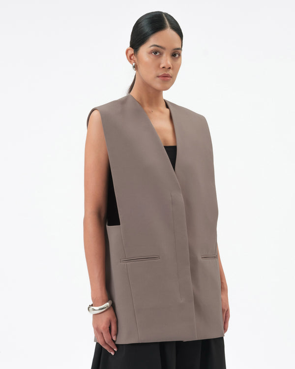 Seville Vest – Josephine Anni