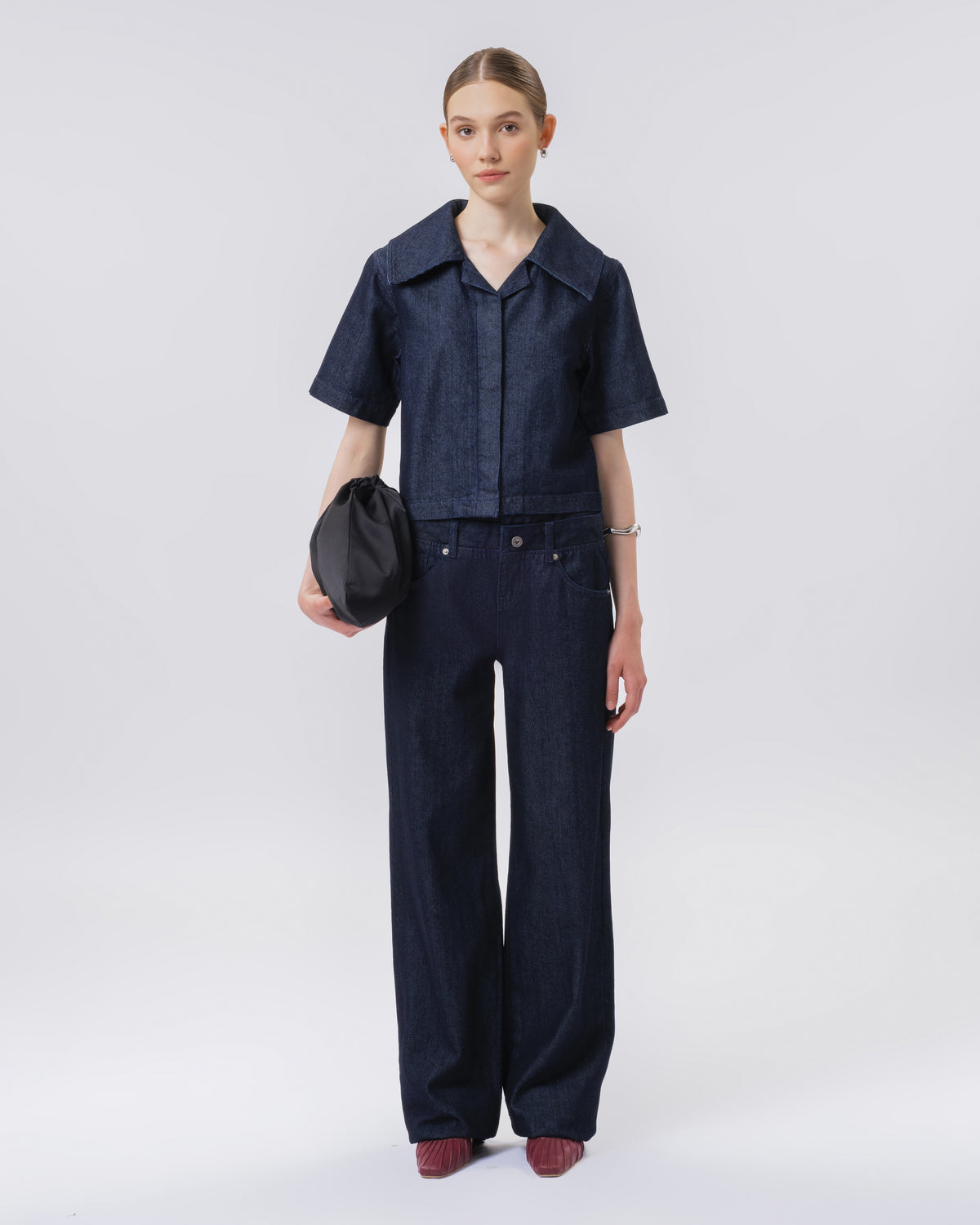 TOPS – Josephine Anni