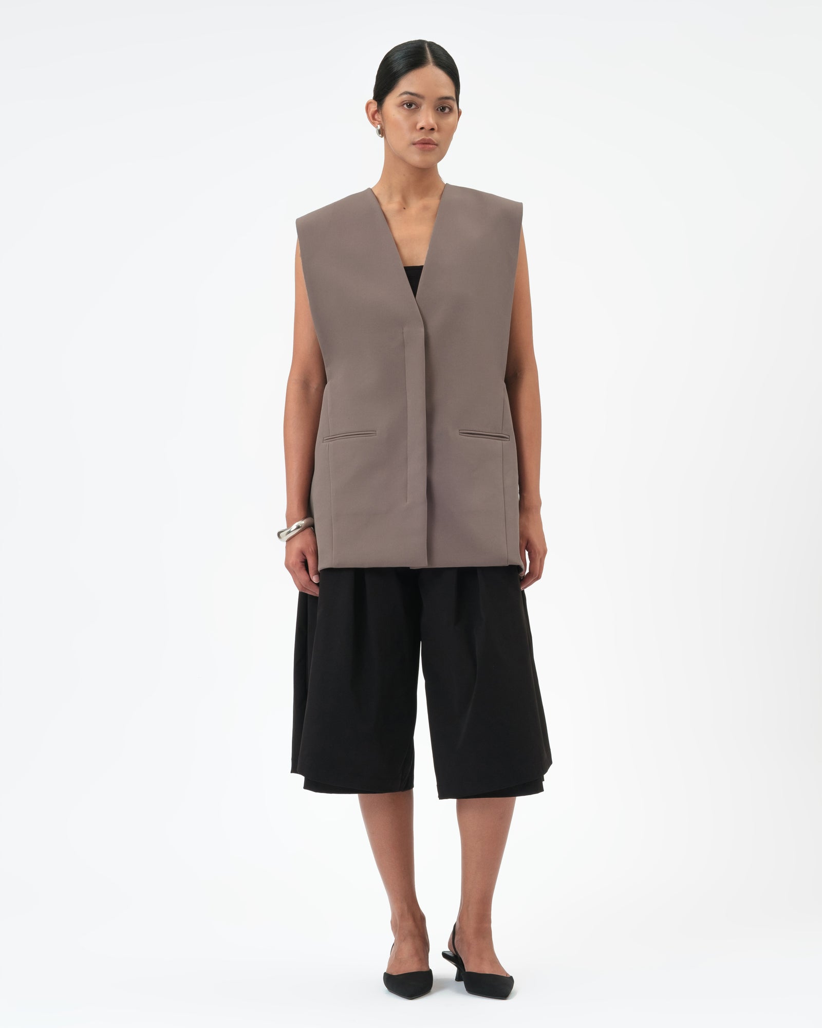 Seville Vest – Josephine Anni